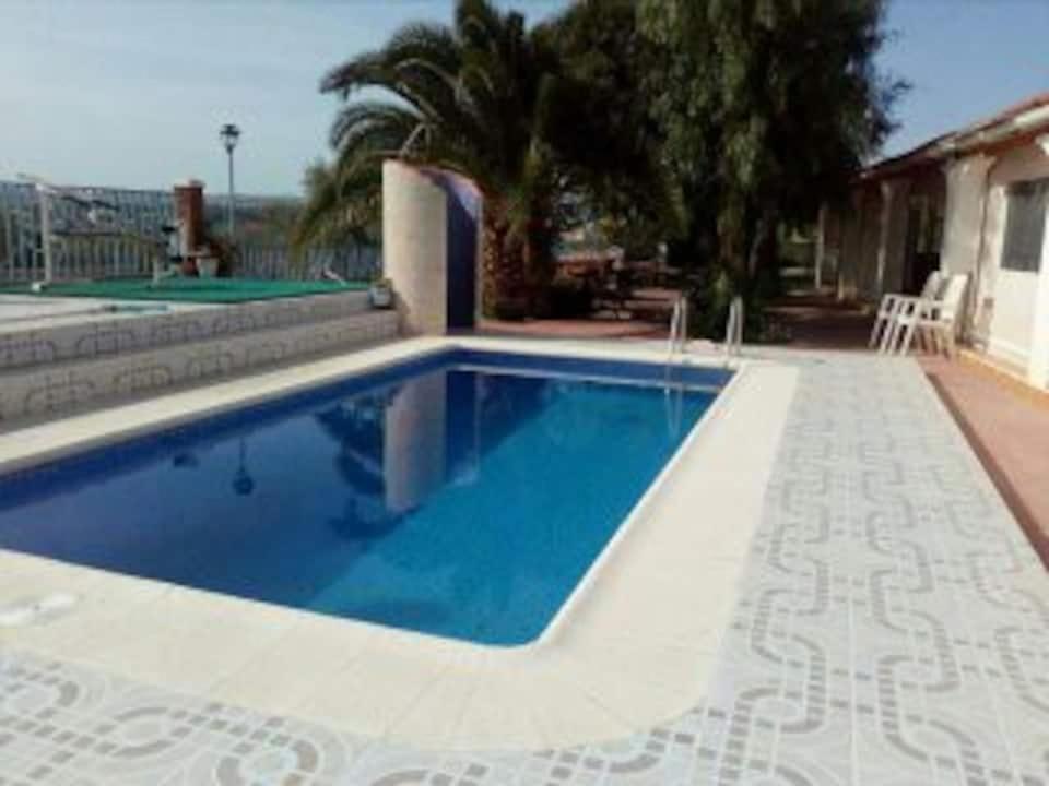 Recovery Mountain 2 Separate Beds In Room B&B Alicante Exterior foto